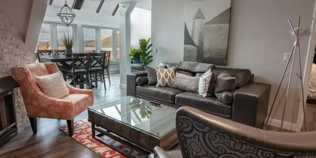 ski in ski out lodge at mountain village park city